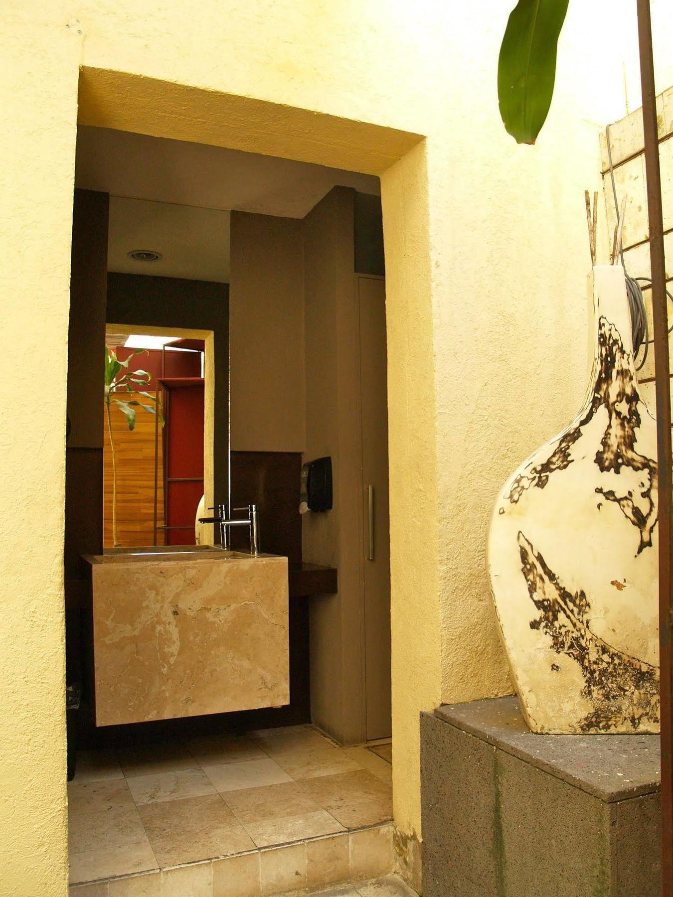 Hotel & Suites Galeria Morelia Exteriör bild